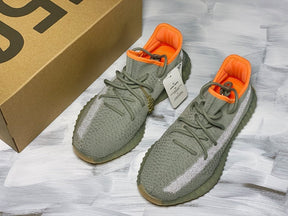 Tênis Adidas Yeezy 350 V2 Desert Sage