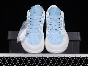 Tênis Jordan 1 Low SE Reverse Ice Blue