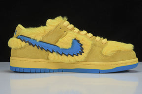 Tênis Nike SB Dunk Low Grateful Dead Bears Opti Yellow