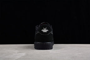 Tênis Air Jordan 1 Low x Travis Scott OG Triple Black
