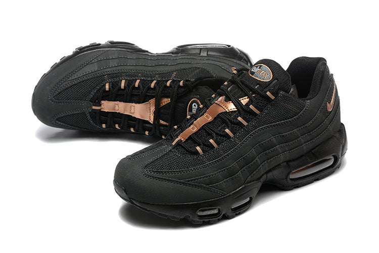 Tênis Nike Air Max 95 x Syna World