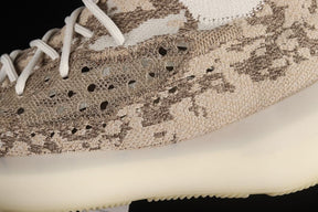 Tênis Adidas Yeezy 380 Pyrite