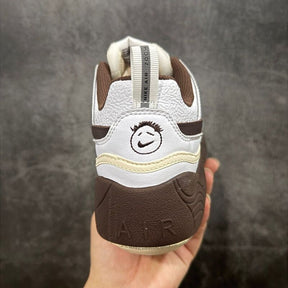 Tênis Nike Zoom Field x Travis Scott Jaxx Chocolate