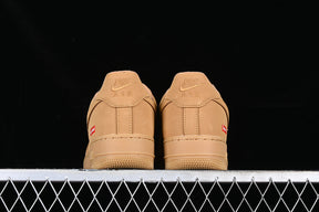 Tênis Nike Air Force 1 Supreme Wheat