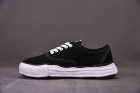 Tênis Maison Mihara Yasuhiro Baker OG Sole Canvas Low Black