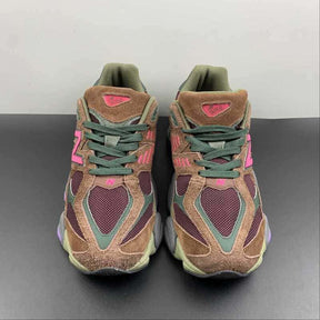 Tênis New Balance 9060 Rich Oak Burgundy