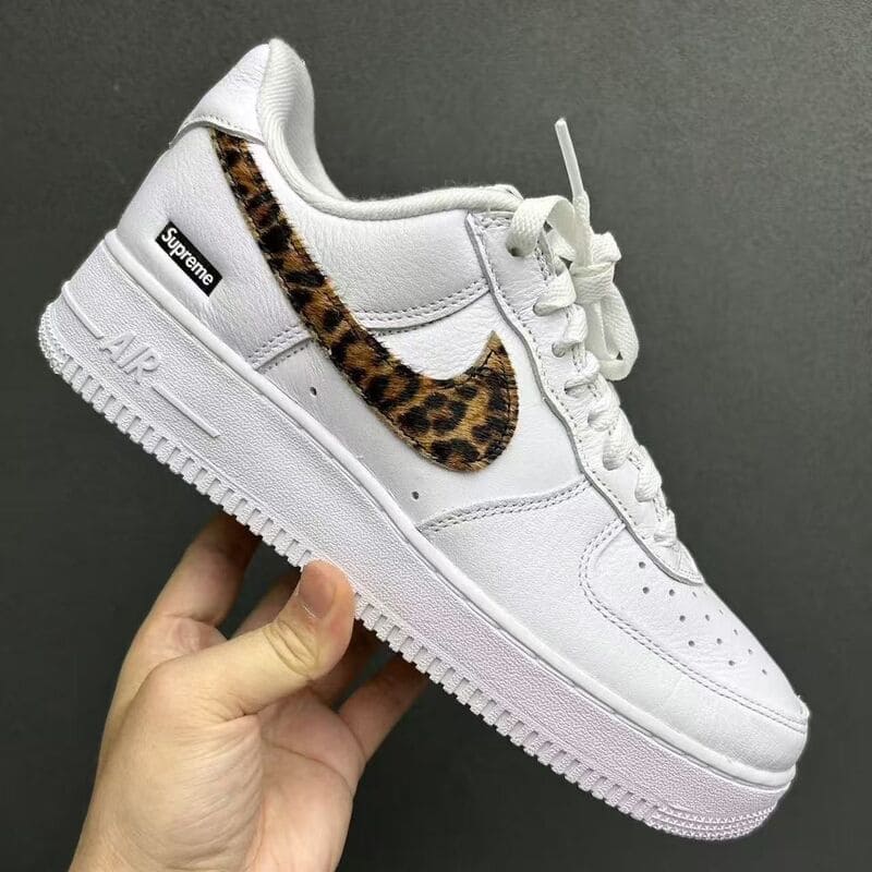 Tênis Air Force 1 Low White Cheetah x Supreme x GoodEnough