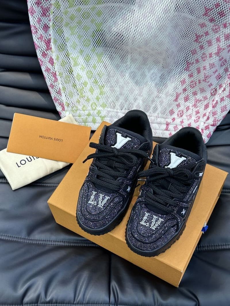 Tênis Louis Vuitton LV Trainer MaxI Black Crystal