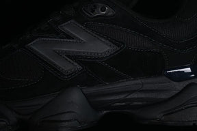 Tênis New Balance 9060 Triple Black