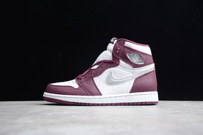 Tênis Air Jordan 1 High OG Bordeaux