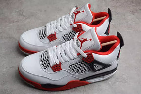 Tênis Air Jordan 4 Fire Red