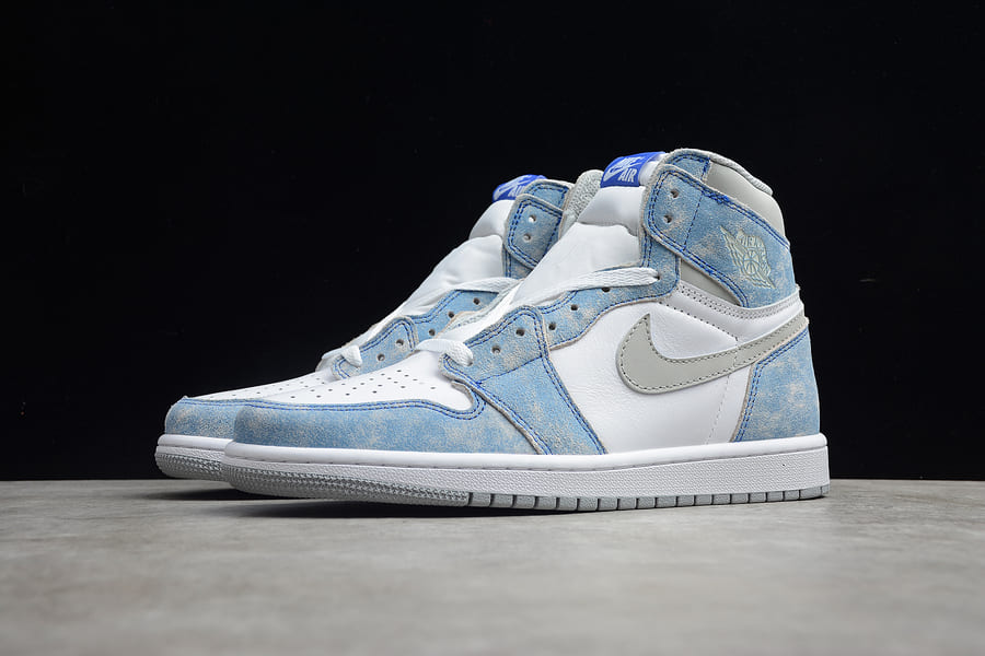 Tênis Air Jordan 1 High Hyper Royal