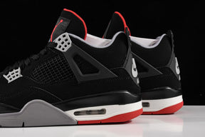 Tênis Air Jordan 4 Bred