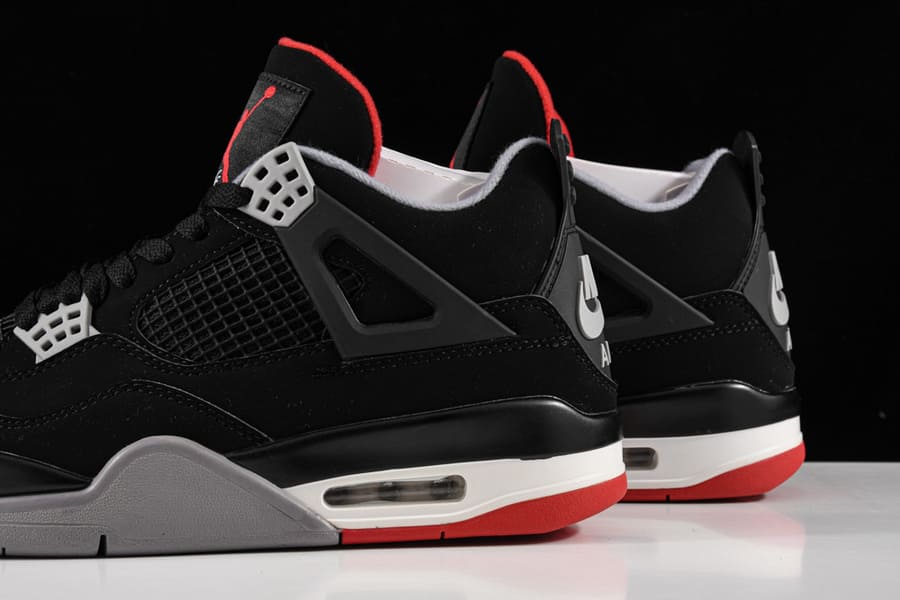 Tênis Air Jordan 4 Bred