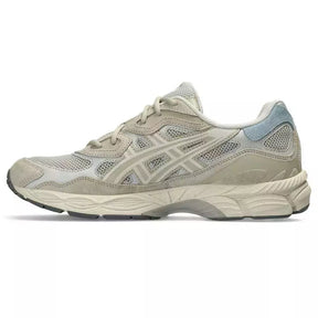 Tênis ASICS GEL-NYC - BEGE E BRANCO COM CREME E VERDE