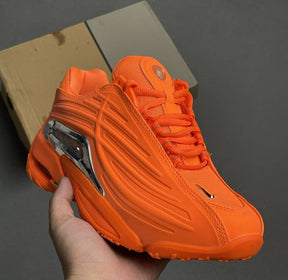 Tênis Nike NOCTA x Hot Step 2 Laranja